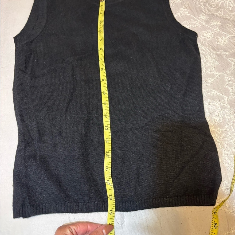 GUCCI ITALY 100% Cashmere Sweater Vest. Ladies Small. Black - Picture 12 of 13